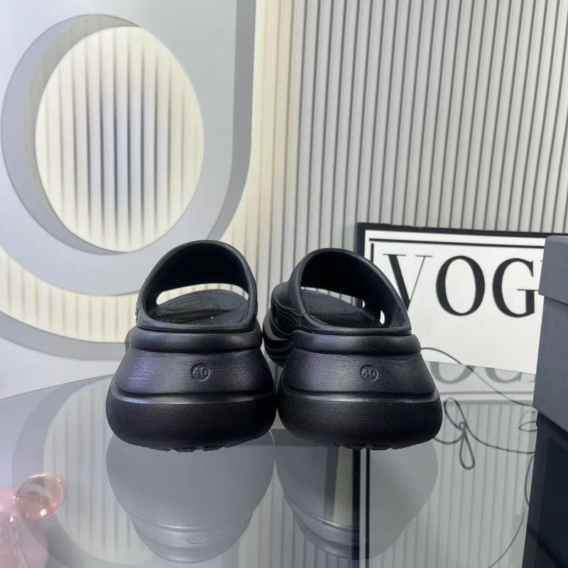 Balenciaga Slippers